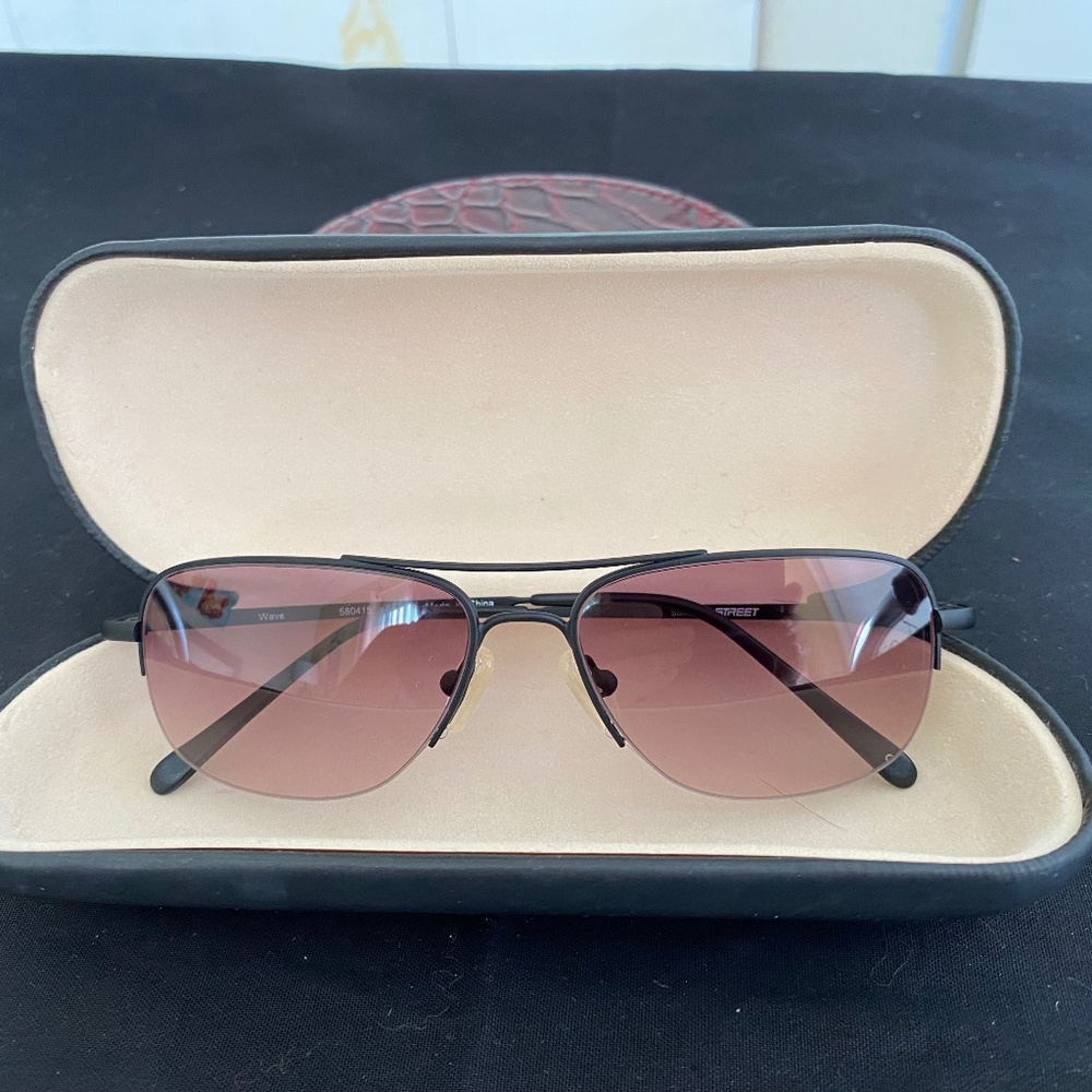 SUNGEAR UNISEX  SUNGLASSES HARD CASE Black Matte